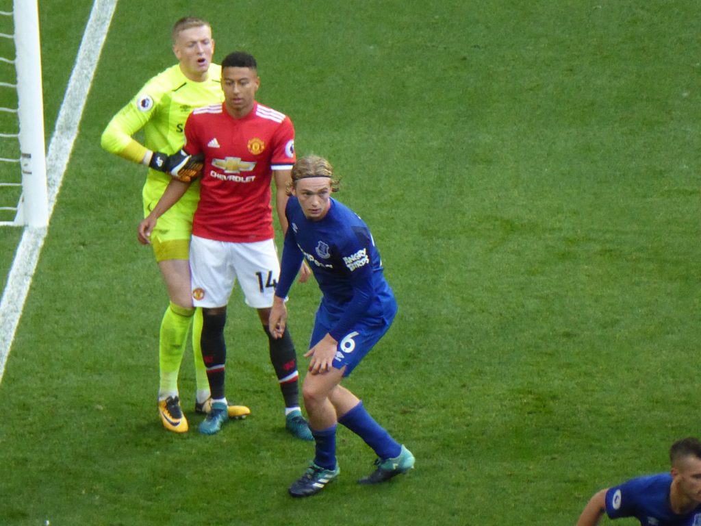 Tom Davies marking a Manchester United Player from a corner.